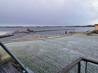 200329 Morgen med frost paa Sydkajen i Frederikssund